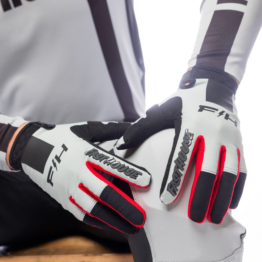 Fasthouse 2025 Elrod Storm Gloves - Fog/Black