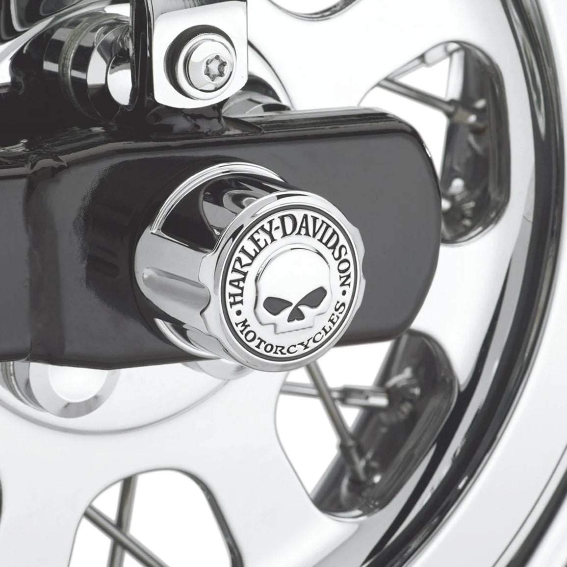 Harley-Davidson Willie G Skull Rear Axle Nut Covers