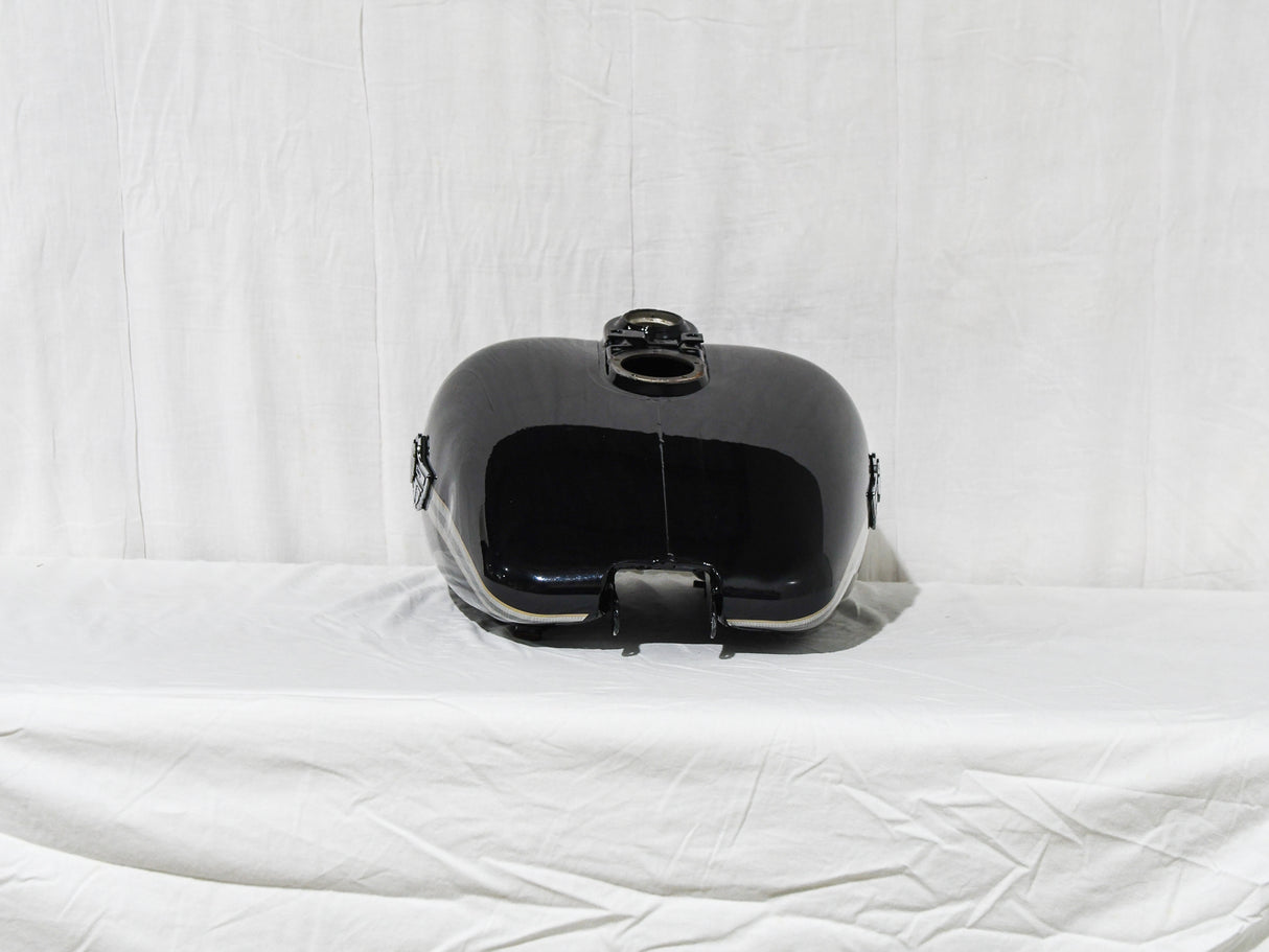 Harley-Davidson Dyna (Carby) 2003 Anniversary Fuel Tank