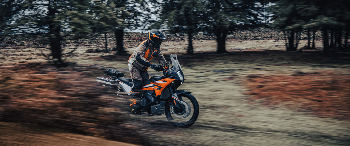 890 Adventure