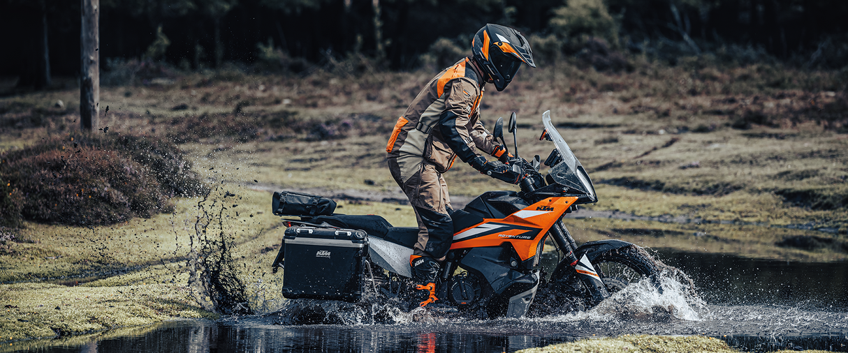 890 Adventure