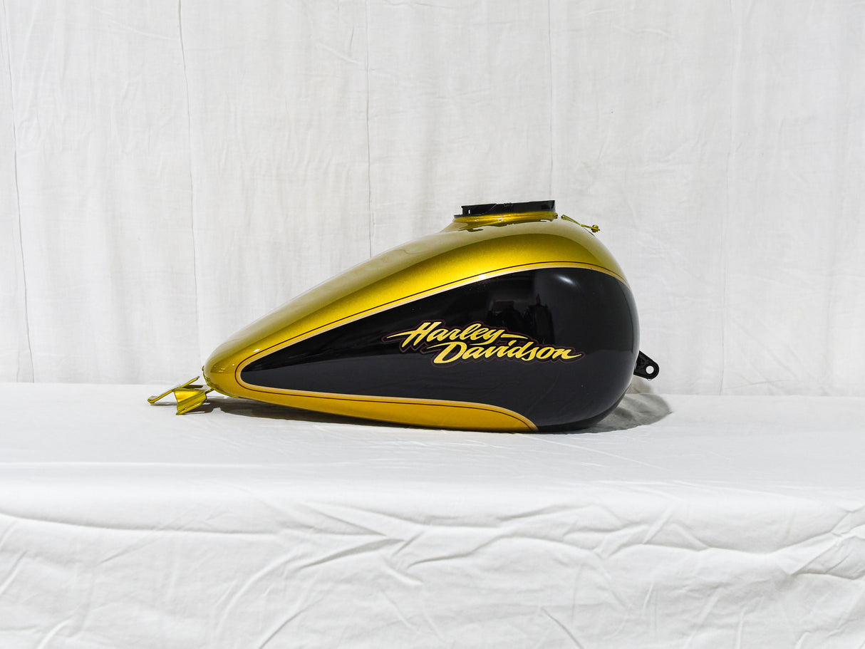 Harley-Davidson Touring Models Fuel Tank - Golden Glow/Black Glow