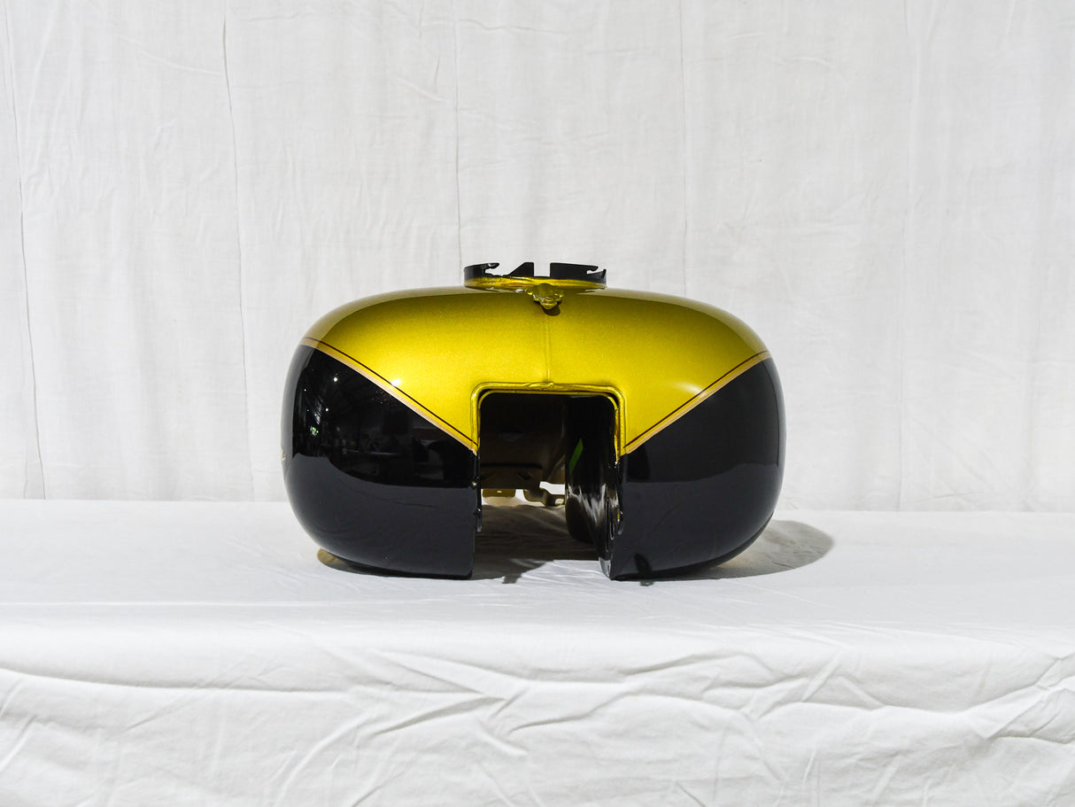 Harley-Davidson Touring Models Fuel Tank - Golden Glow/Black Glow